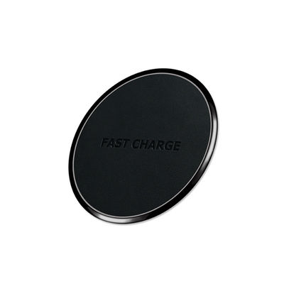 L'unité centrale ronde garnissent en cuir le chargeur portatif magnétique de téléphone de 105mm