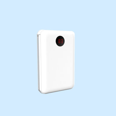 L'affichage à cristaux liquides montrent la banque incorporée 10000mAh de puissance de câble pour Android